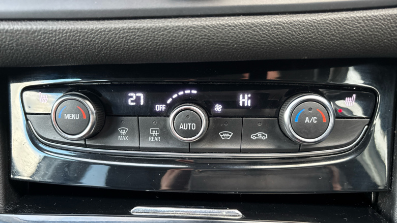 Vauxhall Grandland 1.2 Turbo Ultimate 5dr Auto Petrol Hatchback